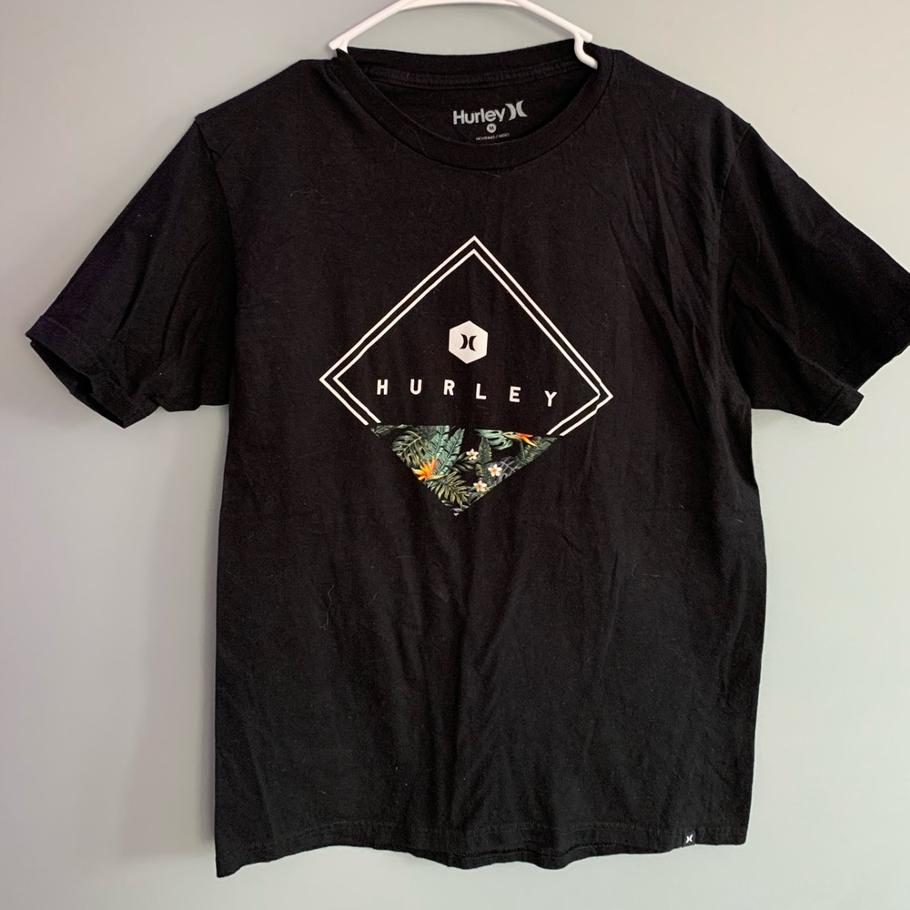 Black Hurley t-shirt